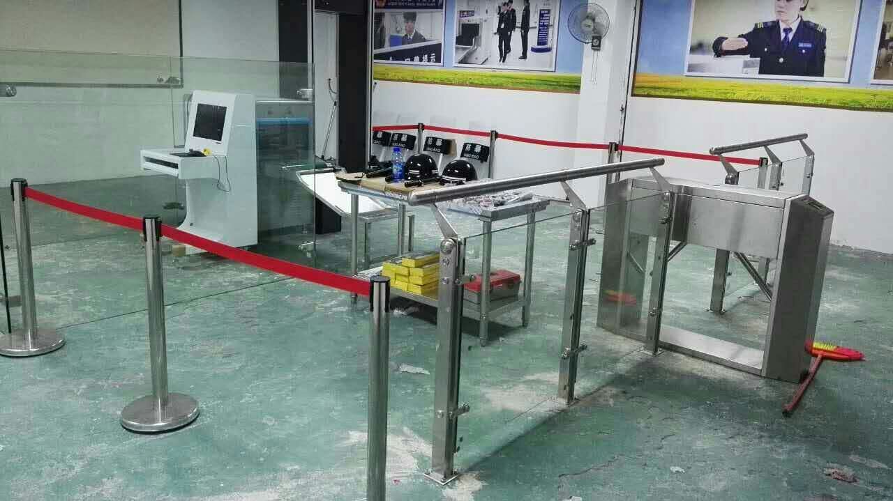 信訪安檢機